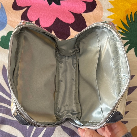 Sardine Can Novelty Clutch - Picture 4 of 4